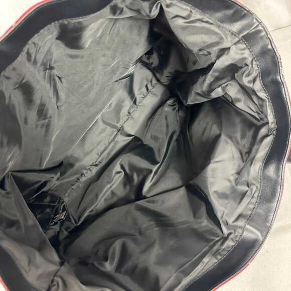 Victoria's Secret Plaid Red & Black Tote Bag Spacious Interior Elegant Design - Picture 5 of 7